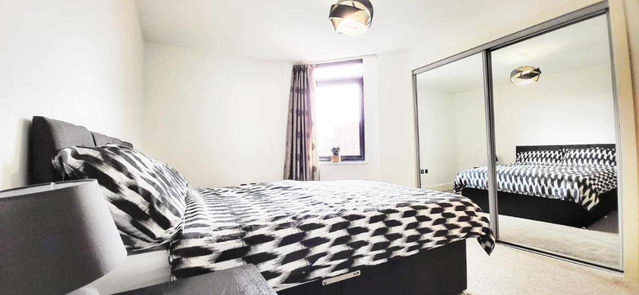 City Centre 1 Bed Apartment Birmingham Bagian luar foto