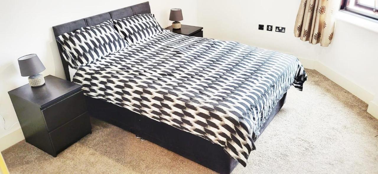 City Centre 1 Bed Apartment Birmingham Bagian luar foto